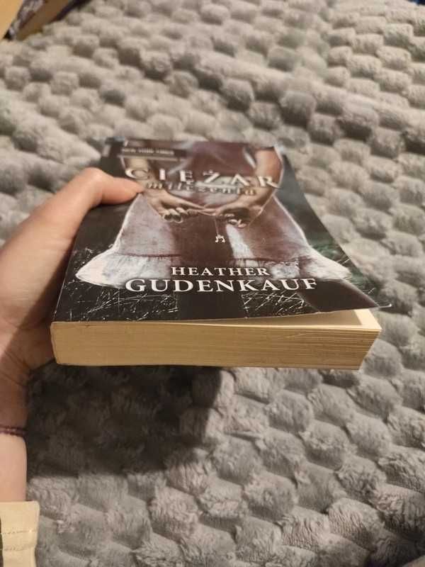 książka Ciężar milczenia Autor Heather Gudenkauf
