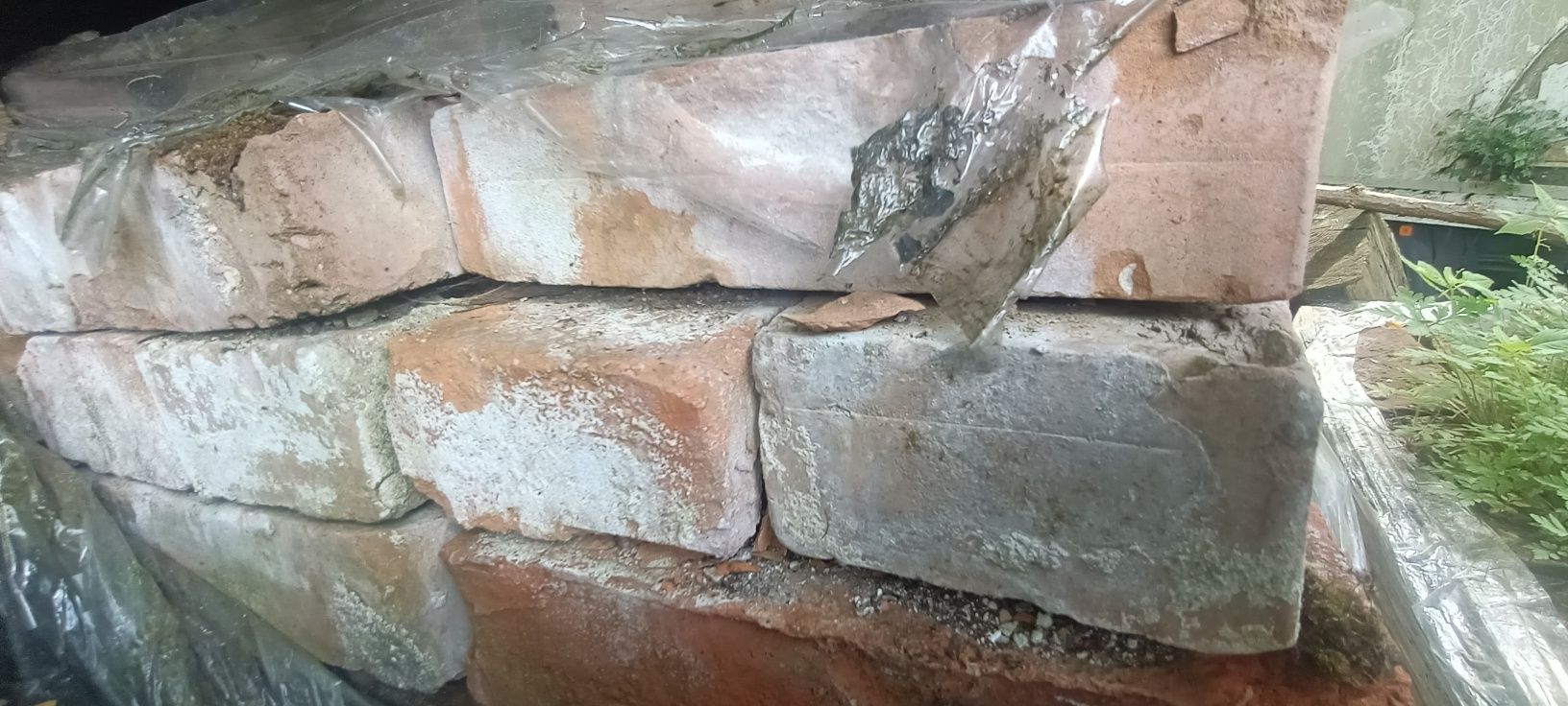 Sprzedam cegłę z rozbiórki