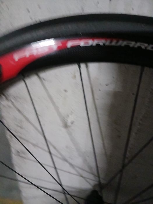 Roda de estrada carbono tubular