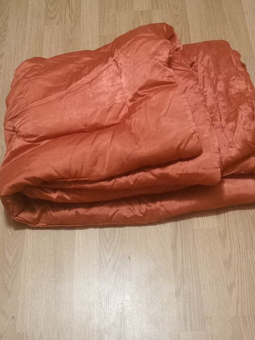 Одеяло пуховое атлас.