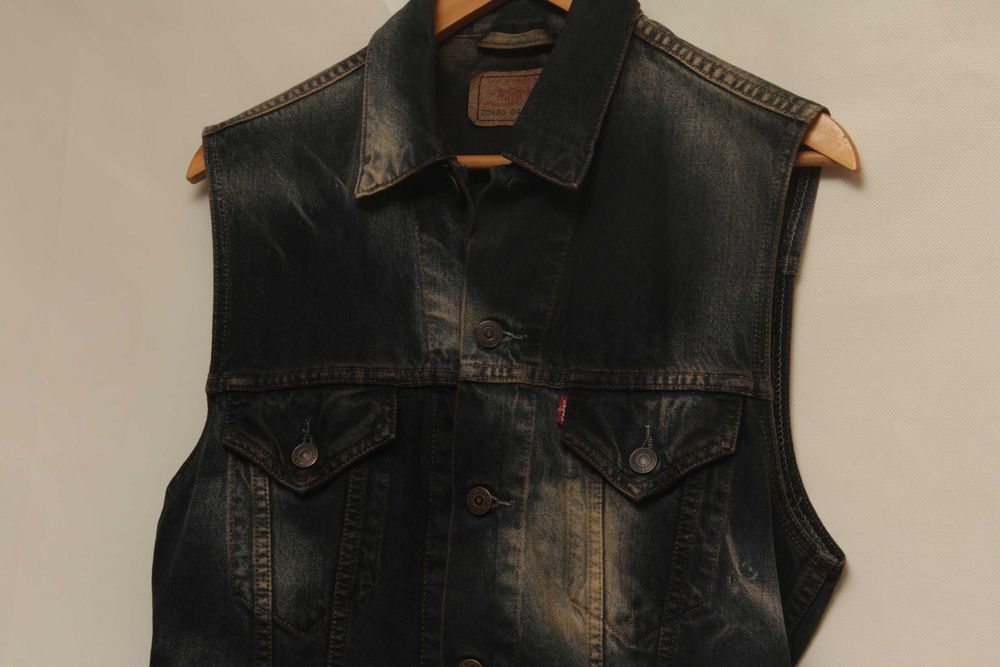 Levis  Red Tab “Lucky” vest S-M жилетка джинсовая