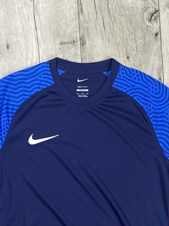 Nike dri-fit slim fit футболка M размер новая футбольная оригинал