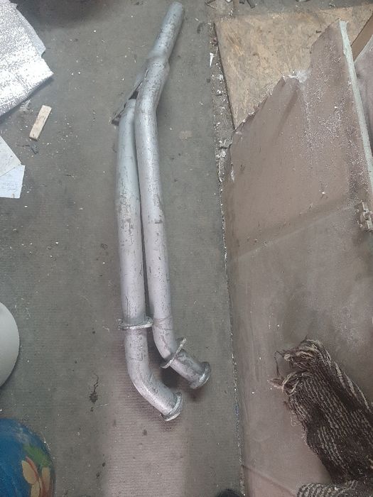 Вихлопна труба ГАЗ 31029.