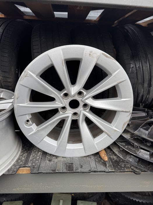 Диски tesla model 3