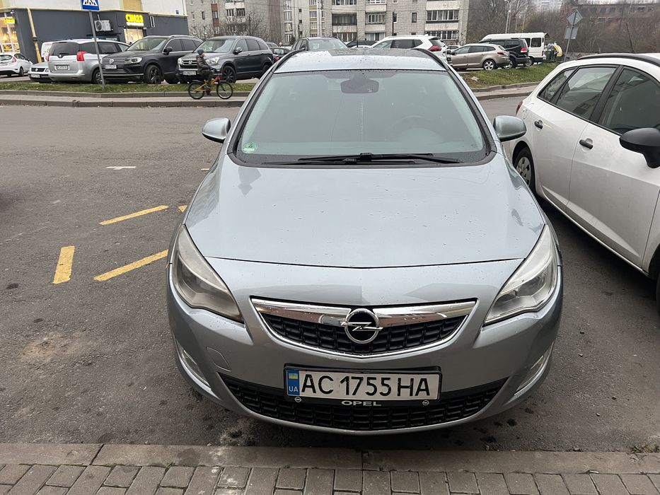 Opel astra j 2011 1.7