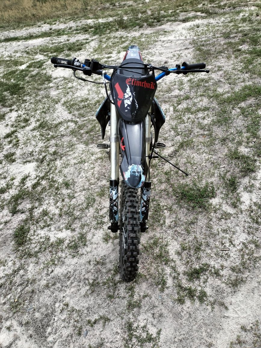Продам питбайк 125