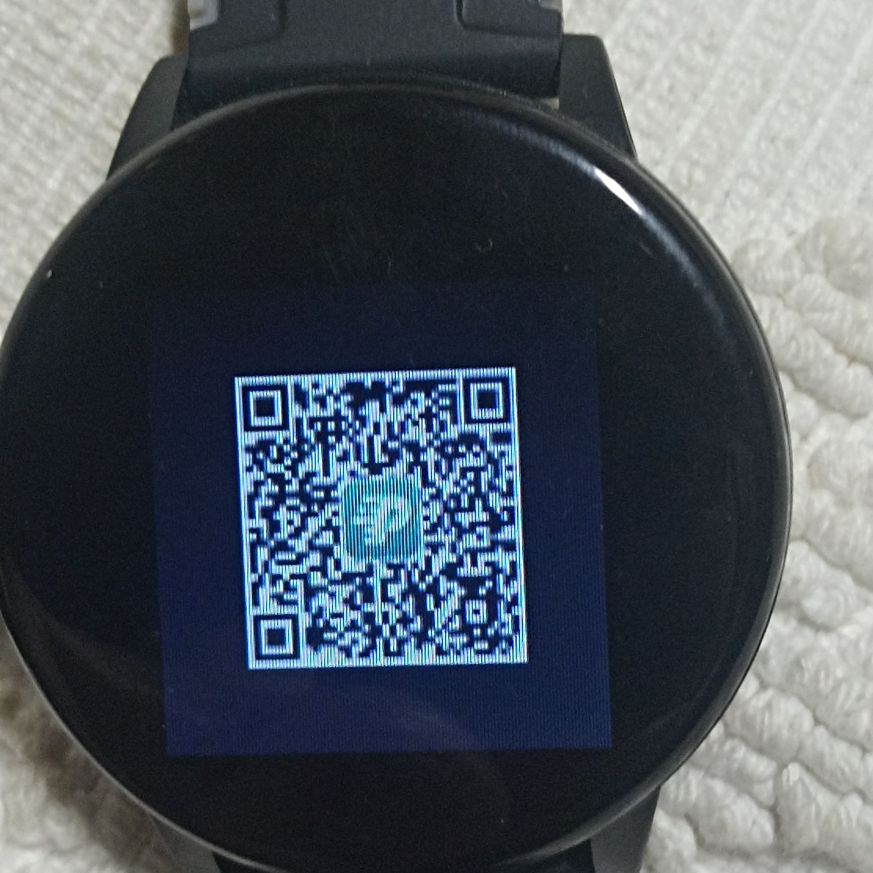 Smartwatch FitPro com carregador bem funcional
