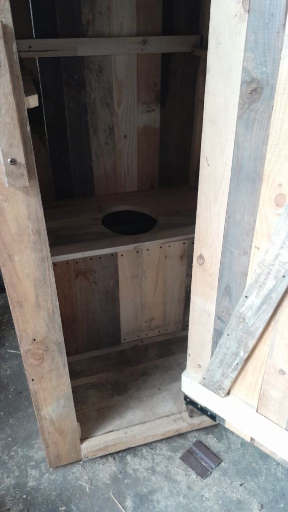 Wychodek WC drewniany na budowę