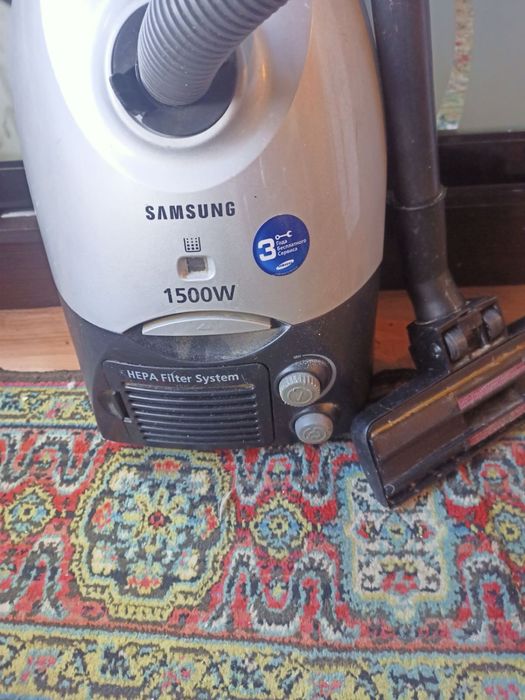 Пылесос  samsung SC4046