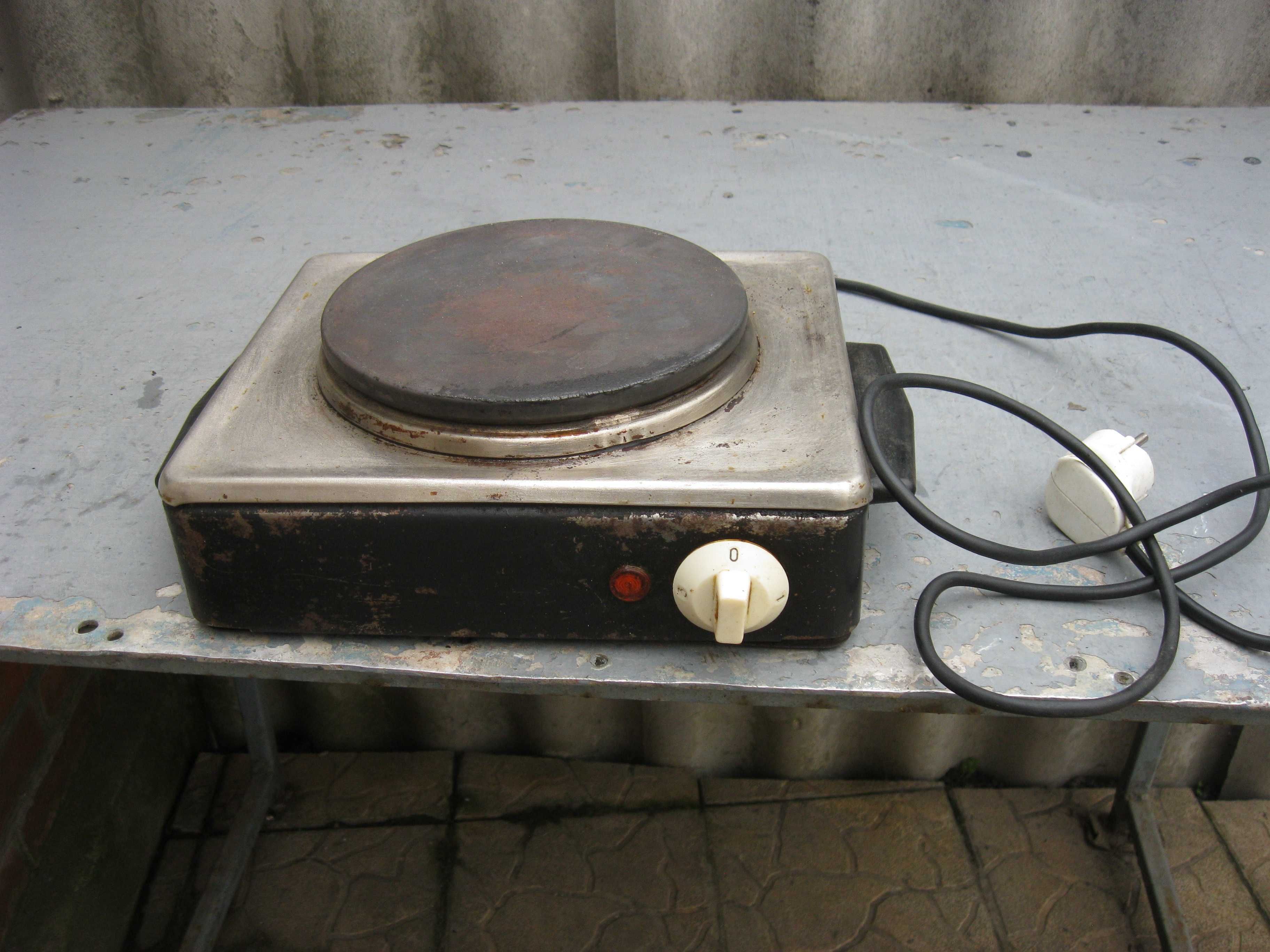 Продам плиту электрическую СССР