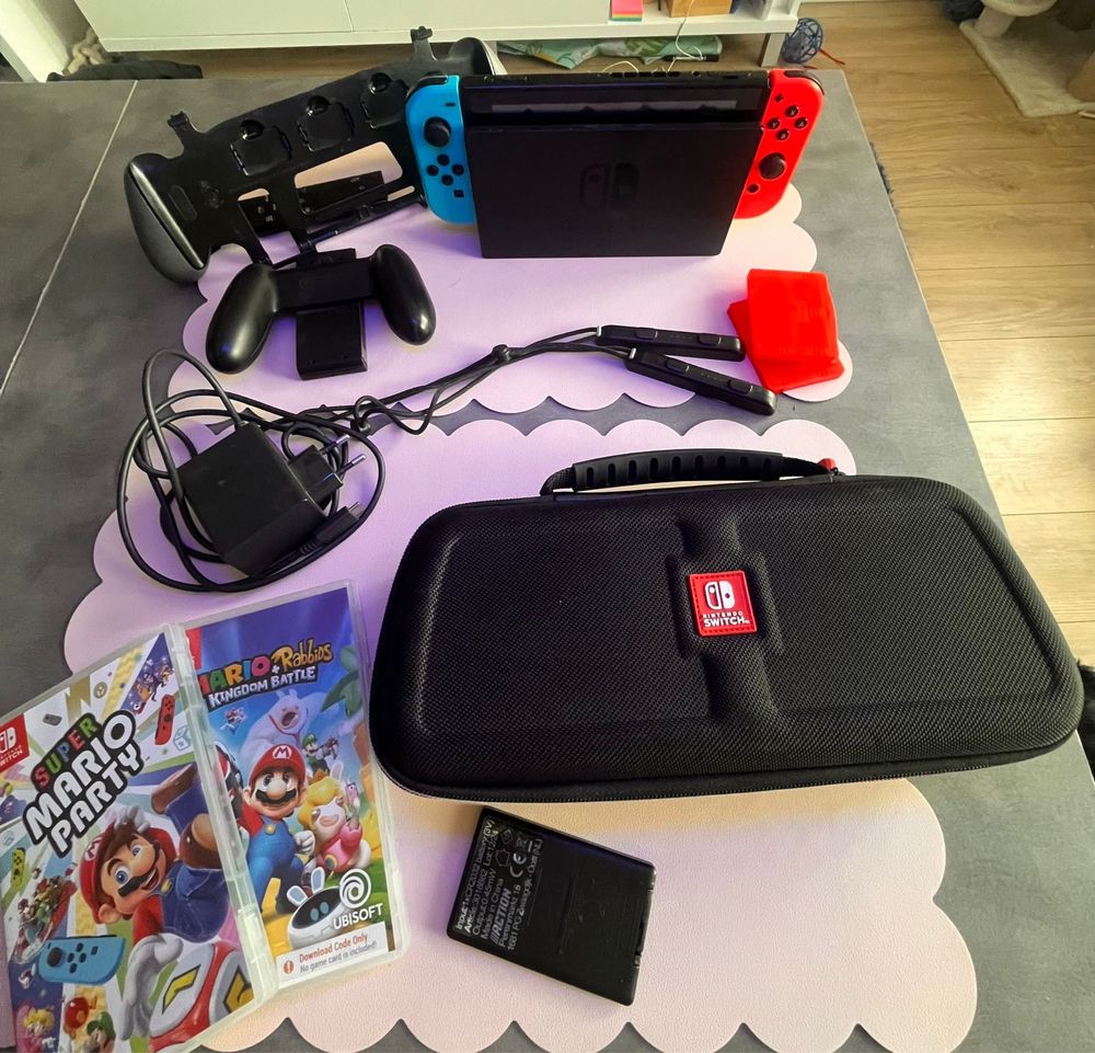 Nintendo switch + gry + dodatki
