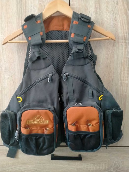 Жилет спиннингиста летний Golden Catch