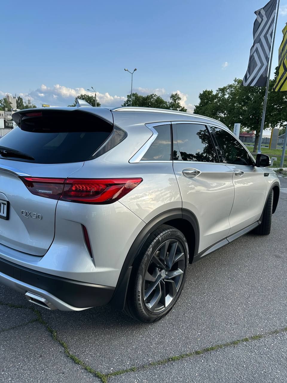 Продам Infinity qx50