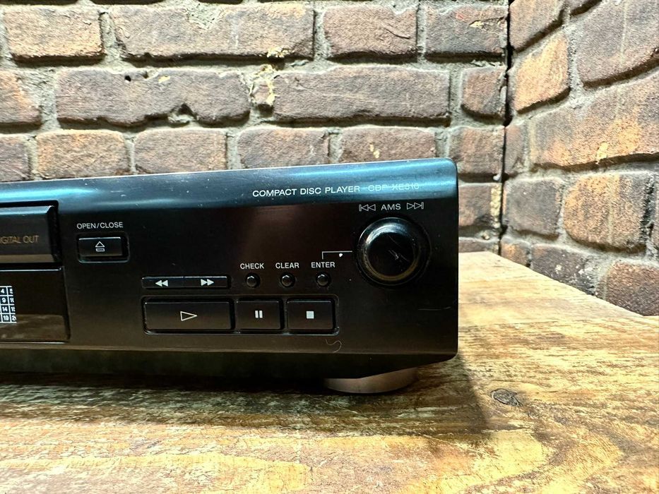 Odtwarzacz CD Sony CDP-XE 310 oryginalny pilot