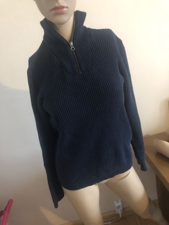 Granatowy sweterek dla chlopca