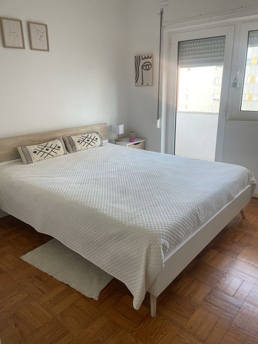 Cama de casal+ colchao