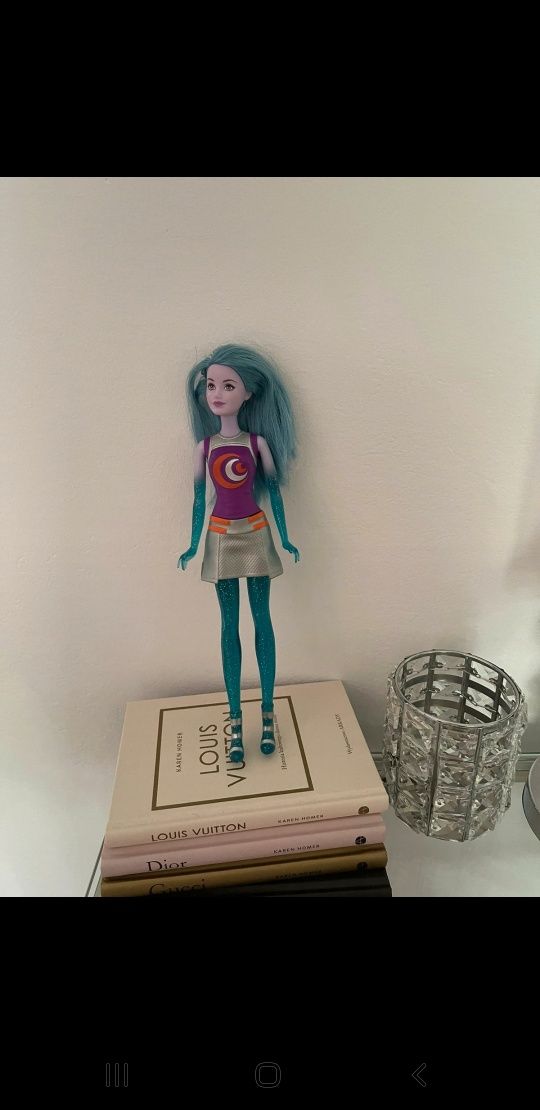 Lalka Barbie kosmitka