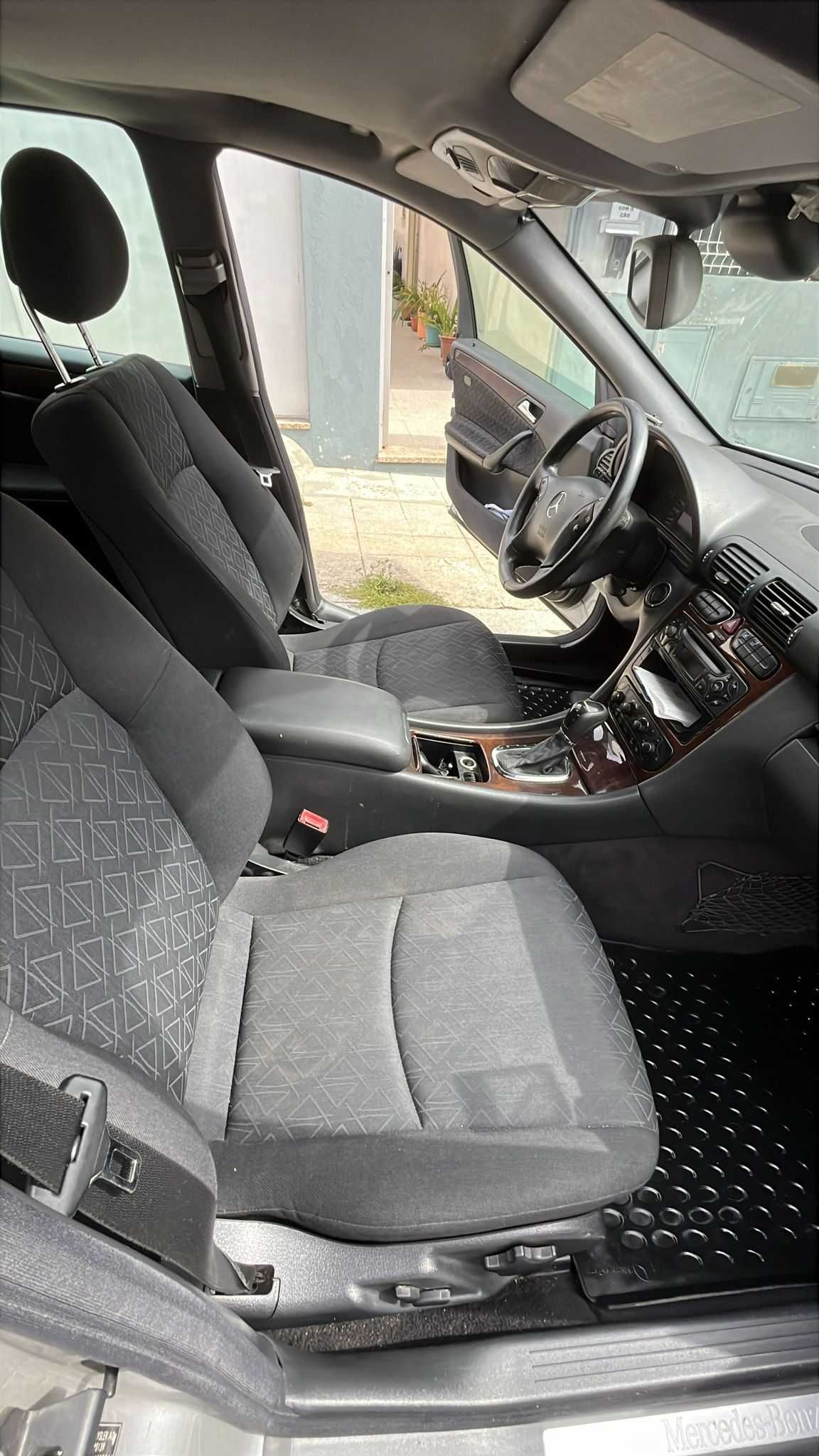 Mercedes C220 CDI CX automática