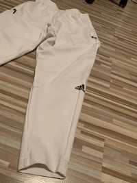 Spodnie dresowe Adidas