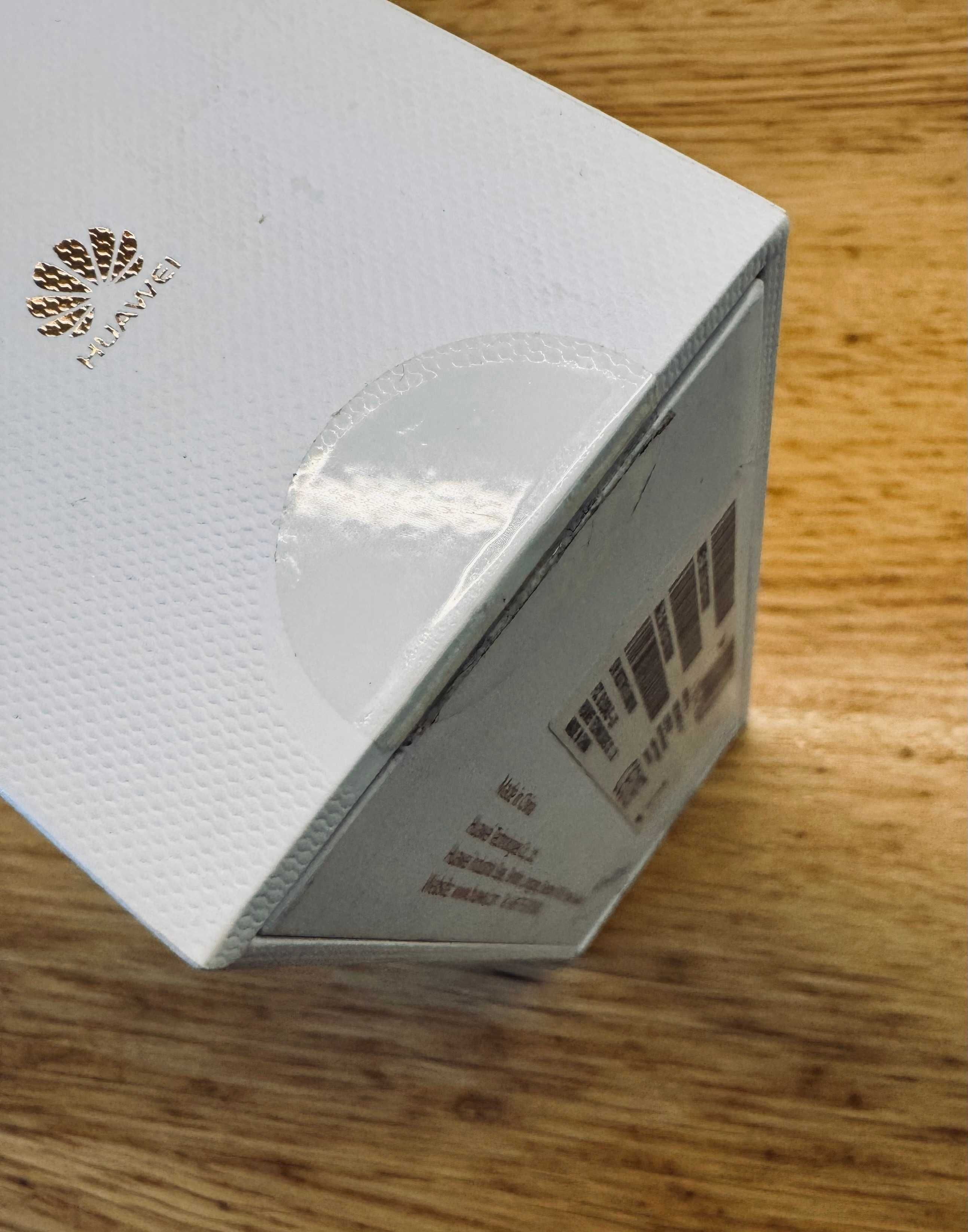 telefon Huawei P8lite + pudełko