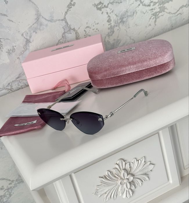 солнцезащитные очки Miu Miu полный комплект класика