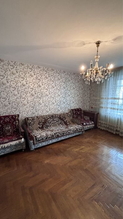 Оренда 3 кім квартири вул. Небесноі Сотні-Бандери