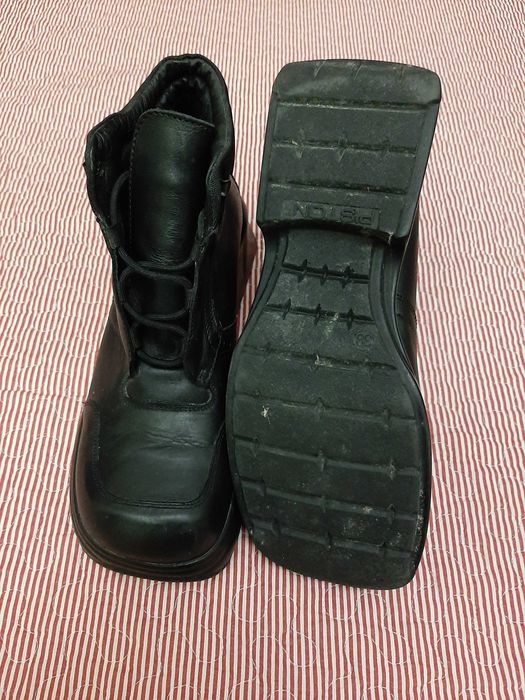 Черевики жіночі, демесезонні, кожані, фірма PISTON, 38 розмір