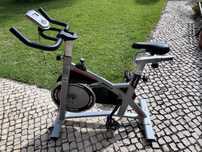 Bicicleta estática profissional BH SB 1.16