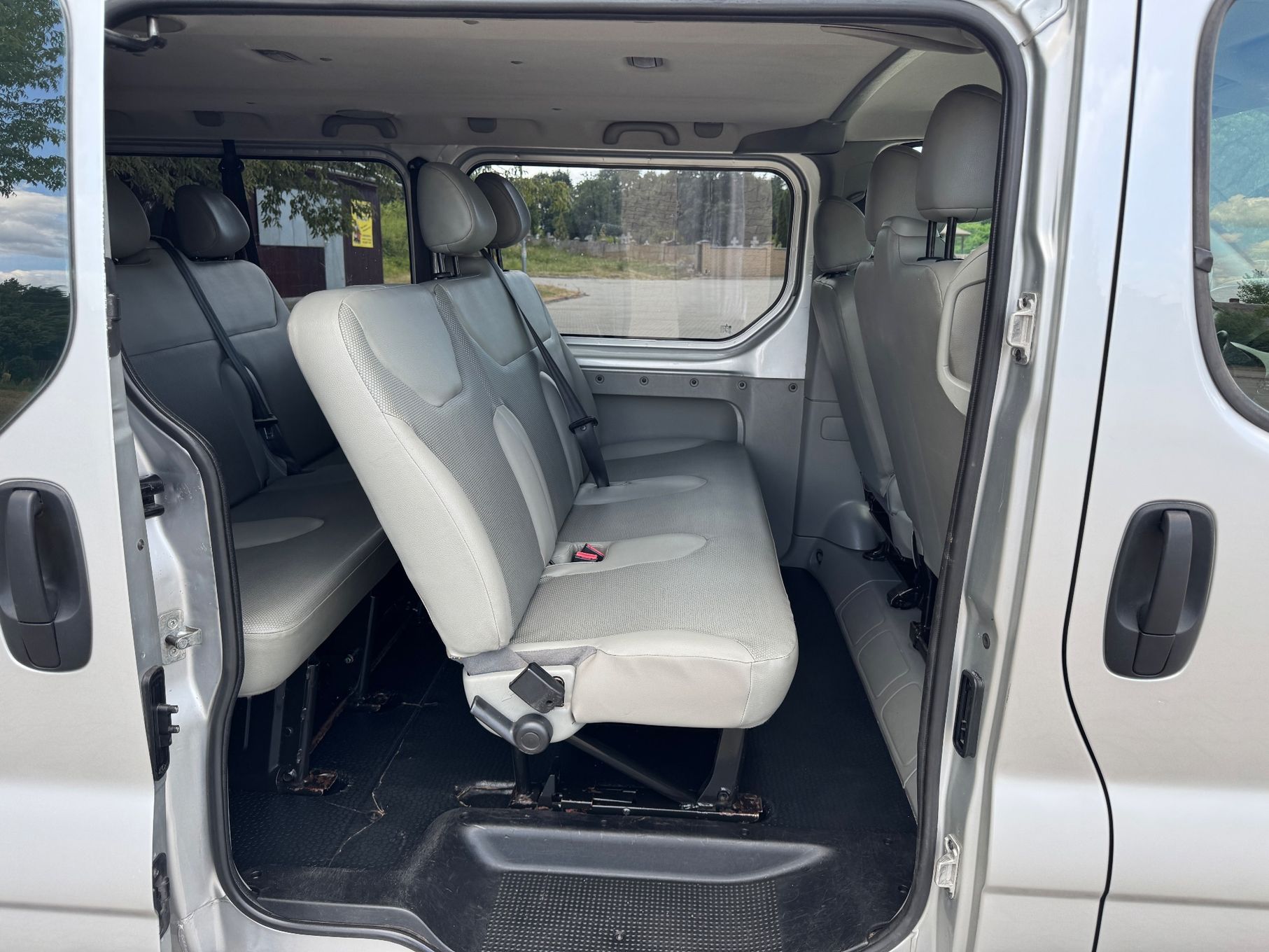 Opel Vivaro Super Stan 100% bez wypadkowy Vat23% L2H1