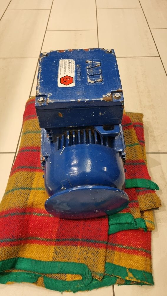 Silnik elektryczny trójfazowy 3kW kołnierzowy