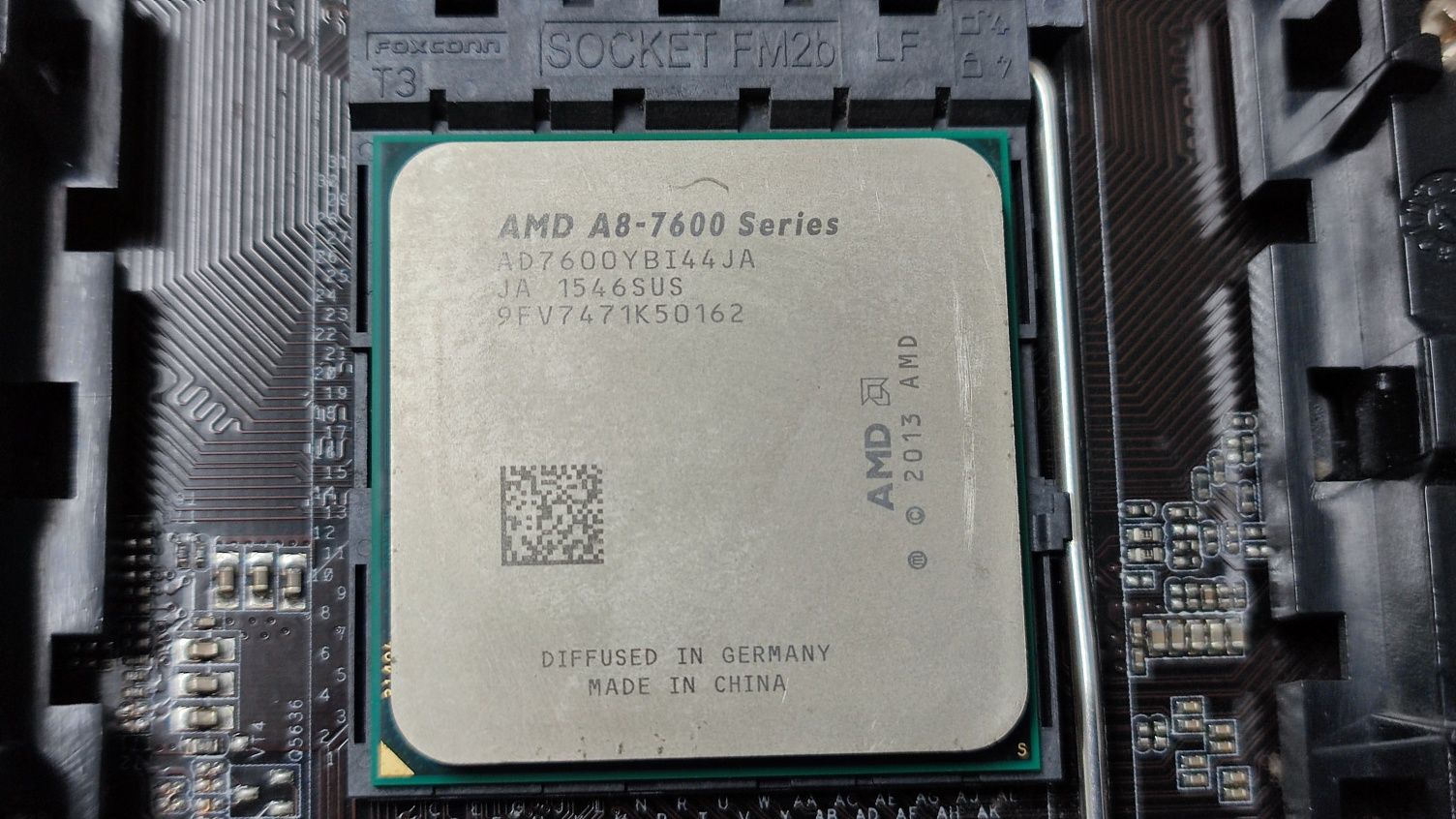 Motherboard ASRock + CPU 4 core + Cooler + 4GB