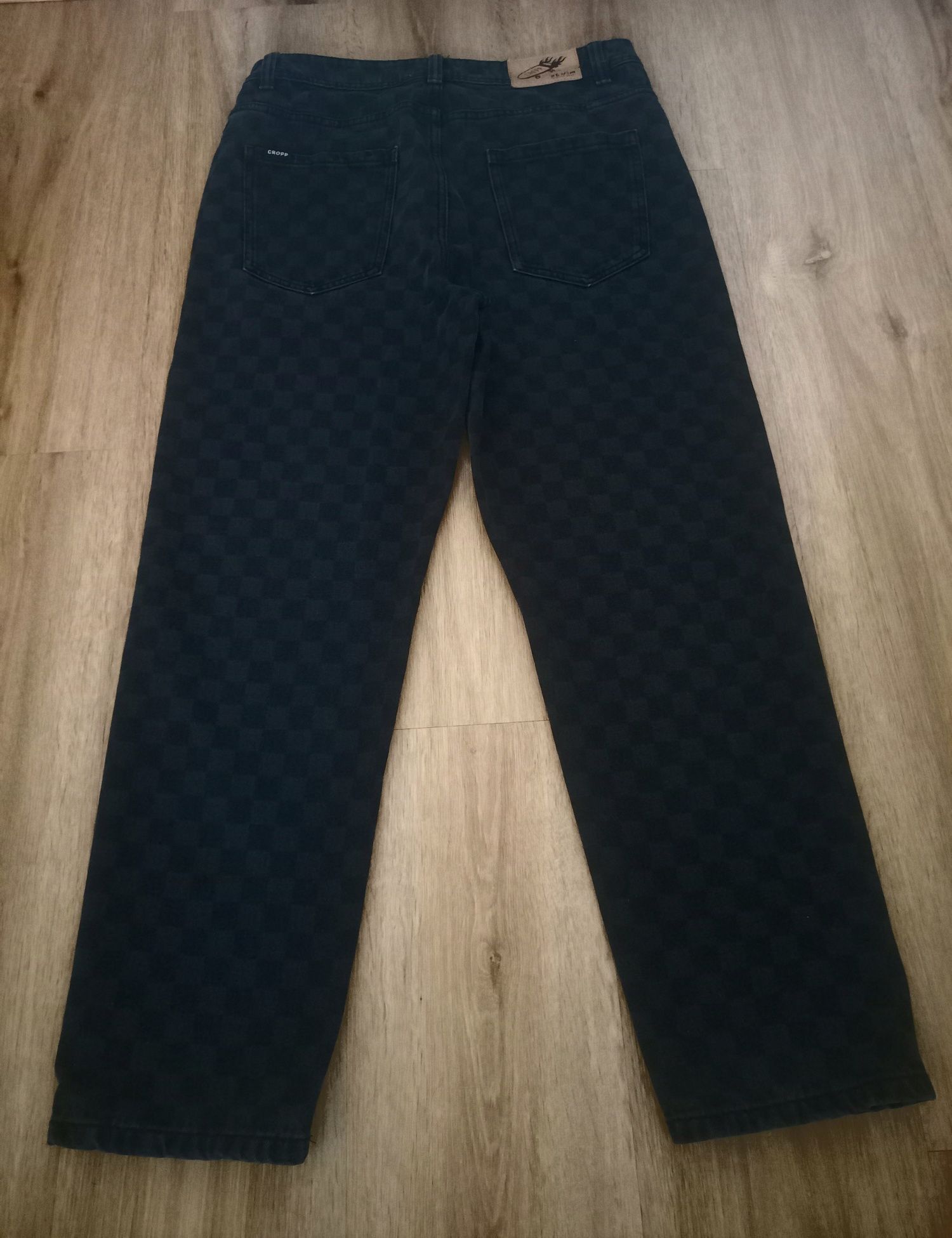 Jeansy Spodnie CROPP męskie czarne szachownica Loose Fit r. W32/L32