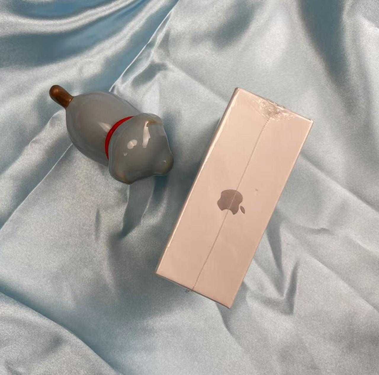 Oryginalne słuchawki A.pple Air Pods 4 A-N-C