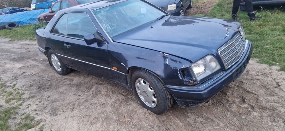 Mercedes 124 coupe