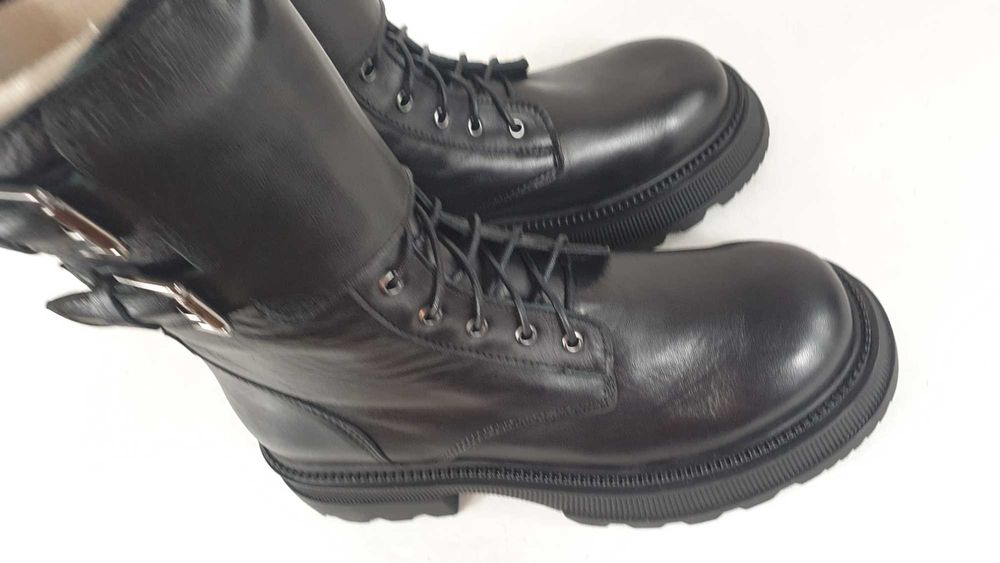 INUOVO SKÓRZANE nowe czarne  botki  39