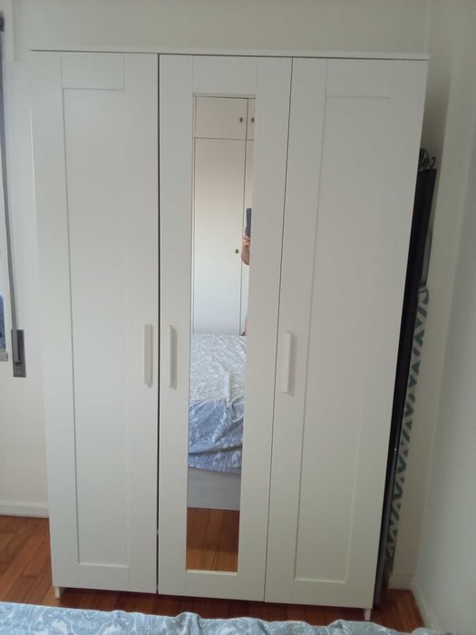 Armário 3 portas com espelho!