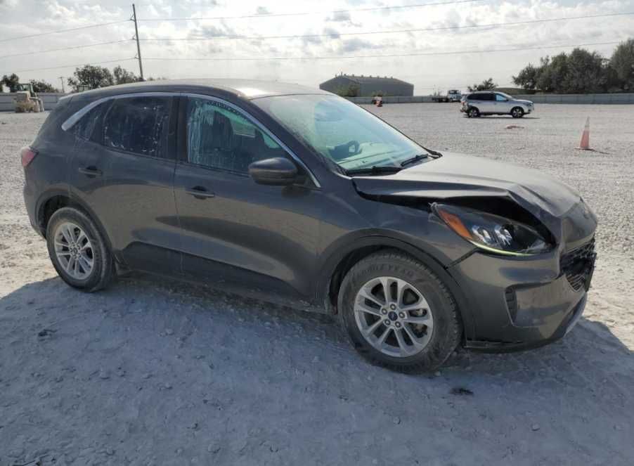 2020 Ford Escape, SE