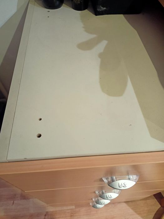Kontenerk jasno beżowy wysokość 69cm