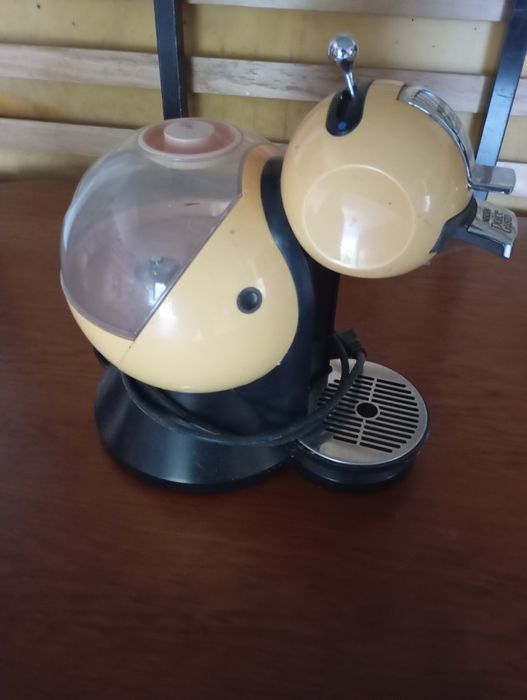 Máquina de café Dolce Gosto