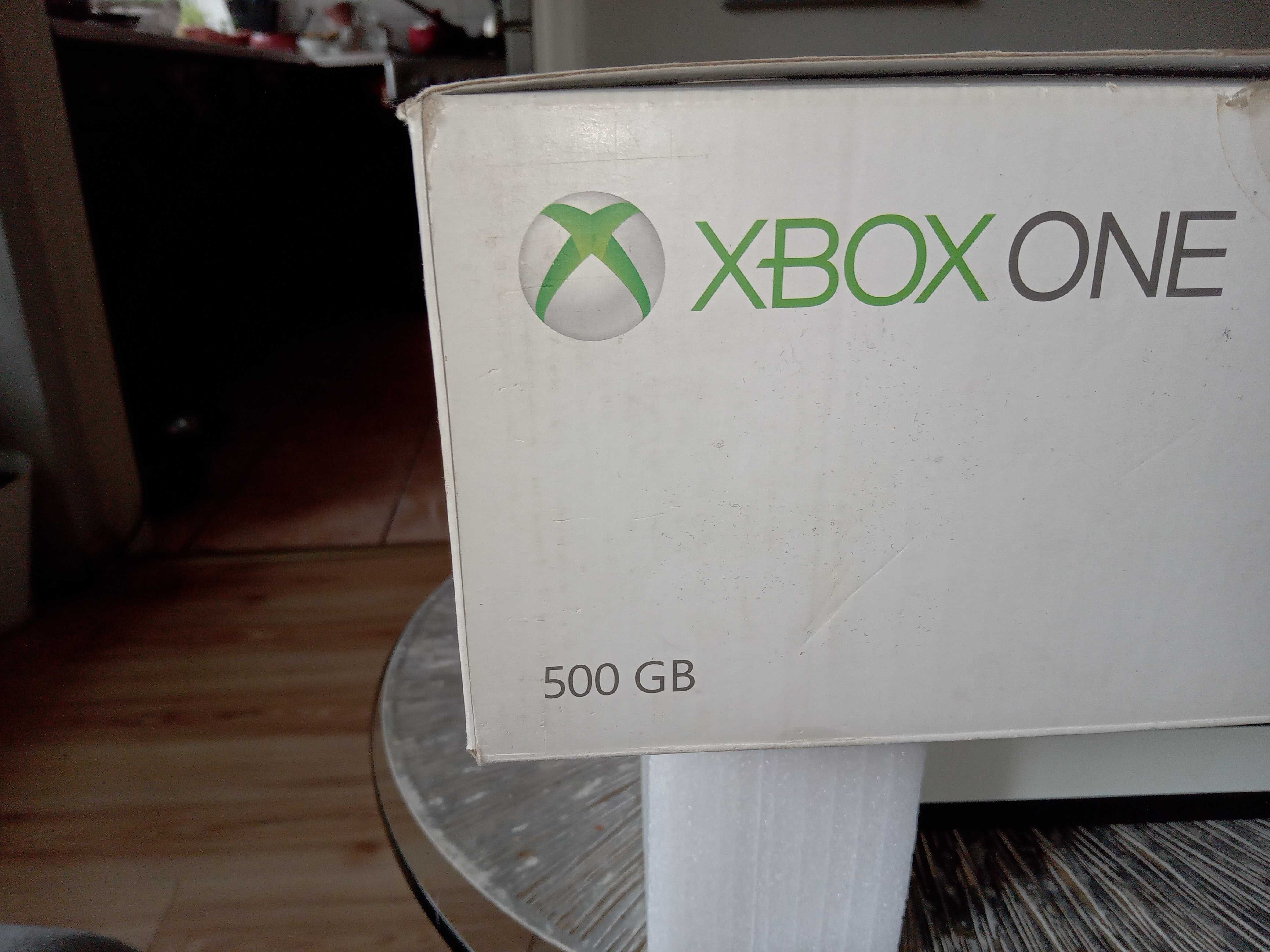 Konsola Xbox One S 500GB w pudełku