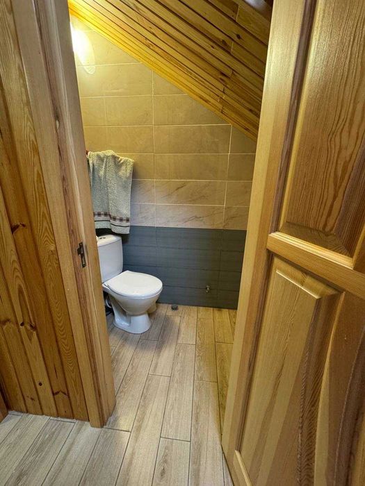 Без комісії! Будинок у центрі з технікою, меблями та гаражем 
ID:37371