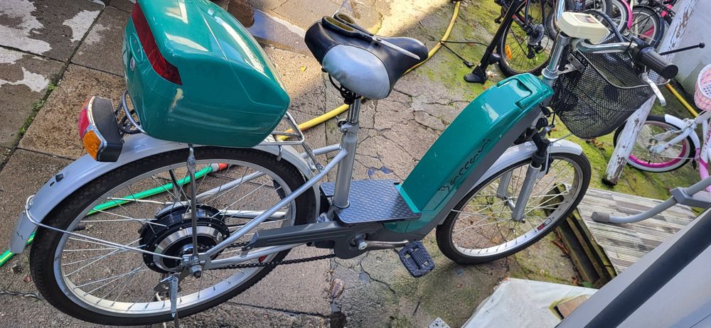 Sprzedam Rower elektryczny klasyk Baccari koła24
