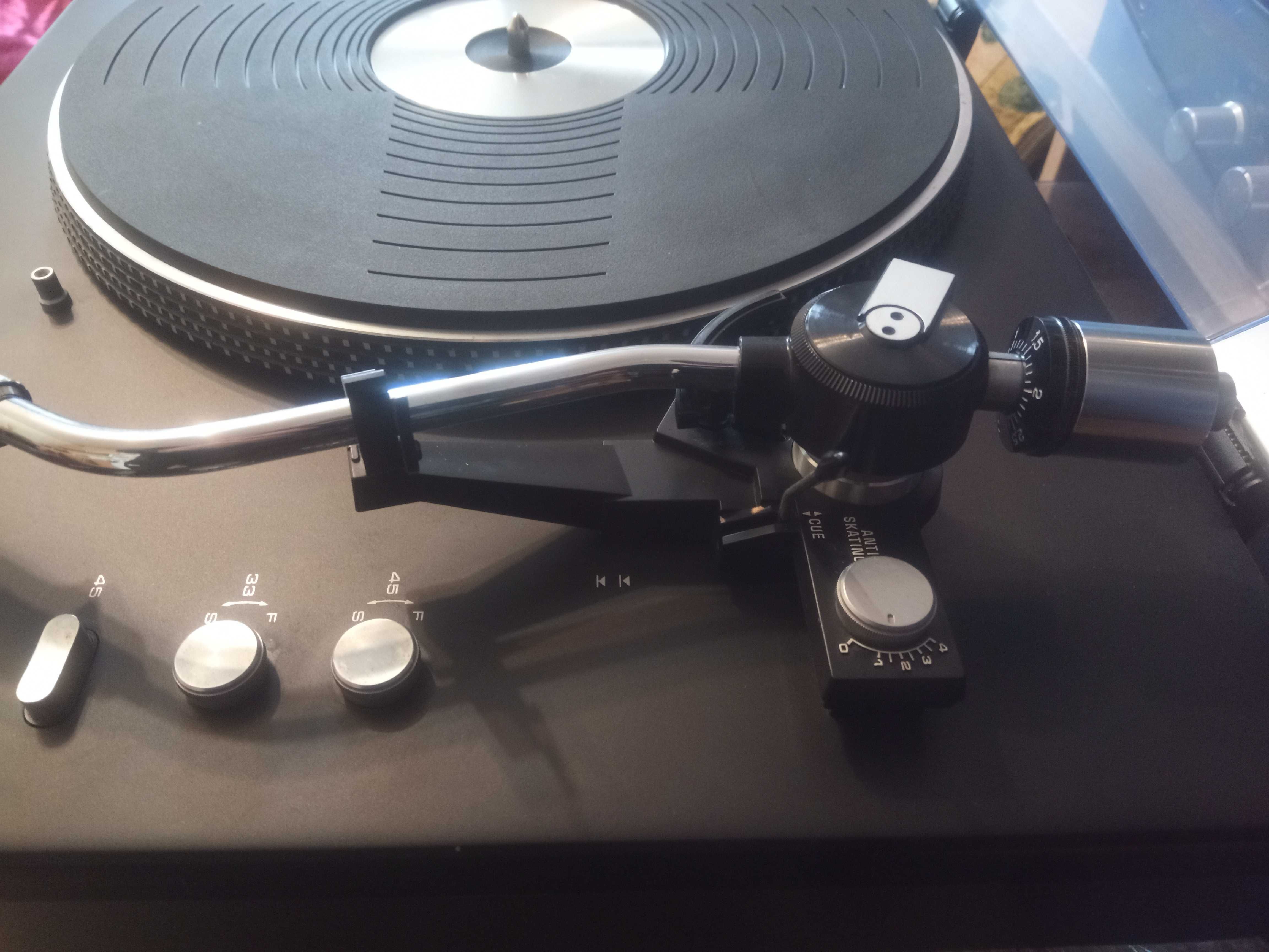 Fisher MT 6221 Studio Standard Direct Drive програвач вінілу