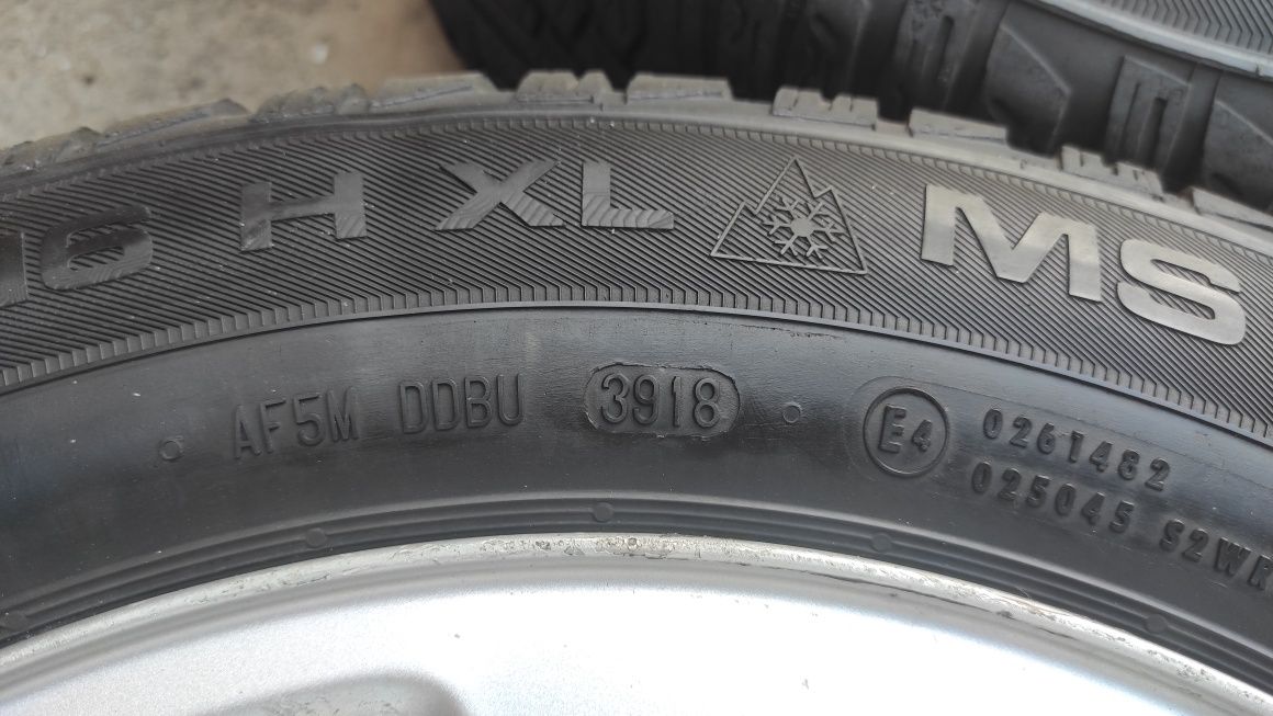 Продам шини Wolksvagen 215/60/r16