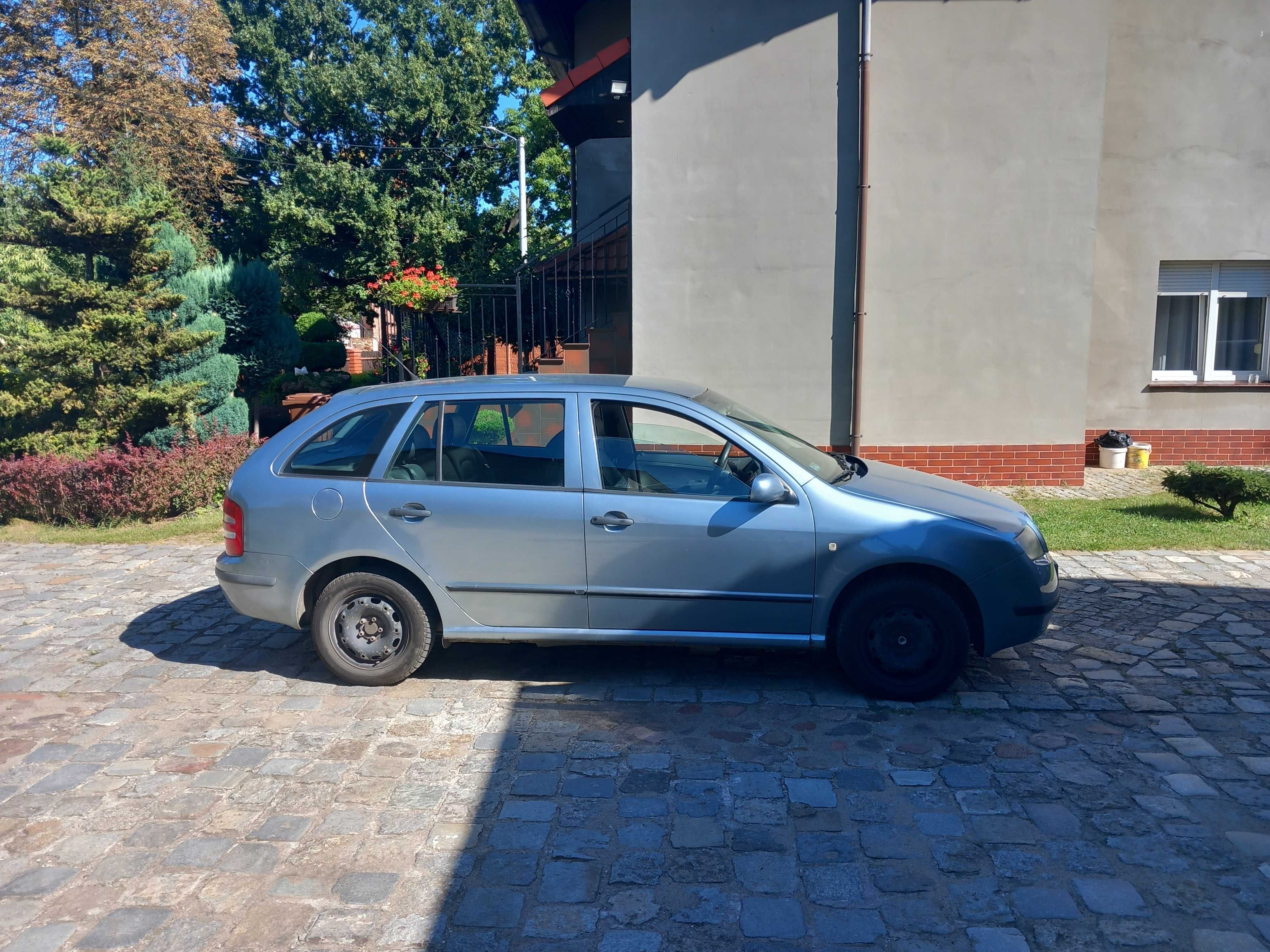 SKODA Fabia 2003r