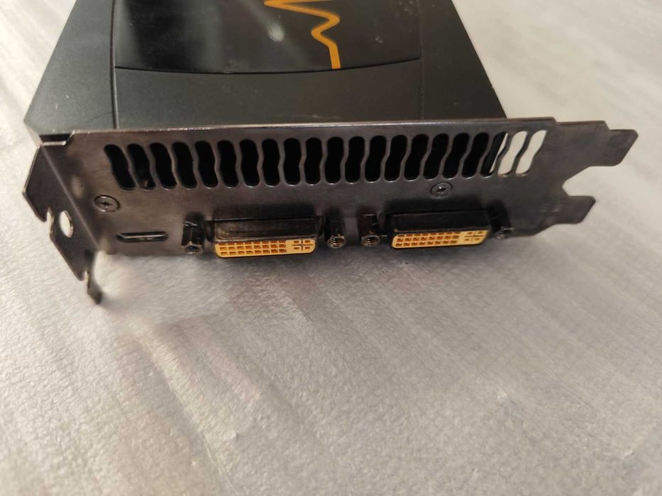 Відеокарта GTX465