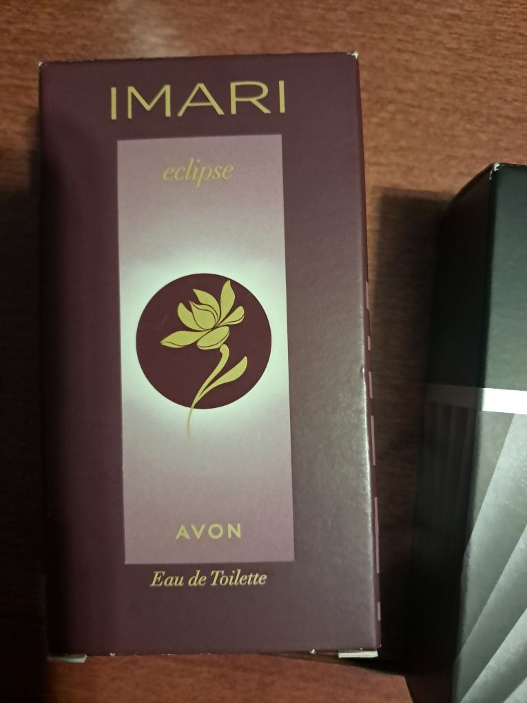 Tenho perfumes  da Avon  novos