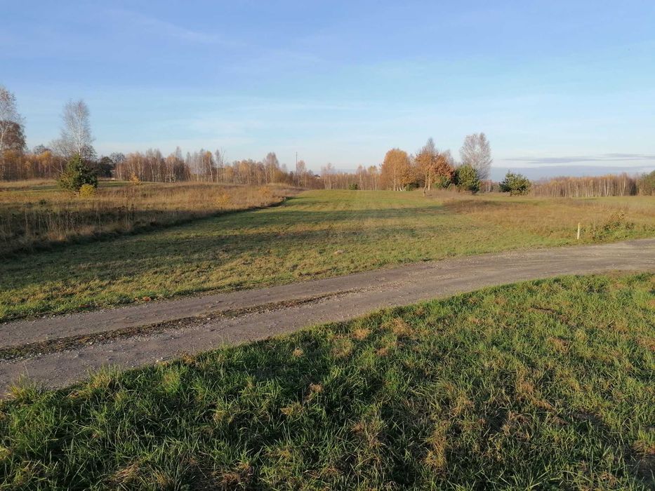 Atrakcyjna działka, 12 km od centrum Kielc