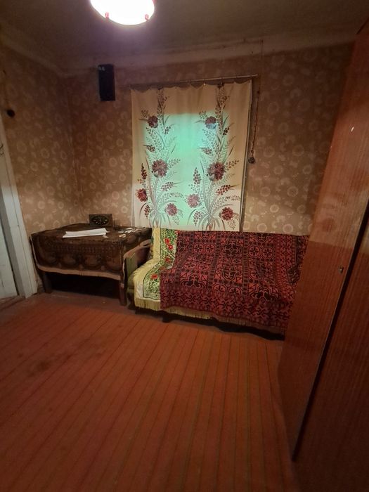 Продам будинок в Лугинах