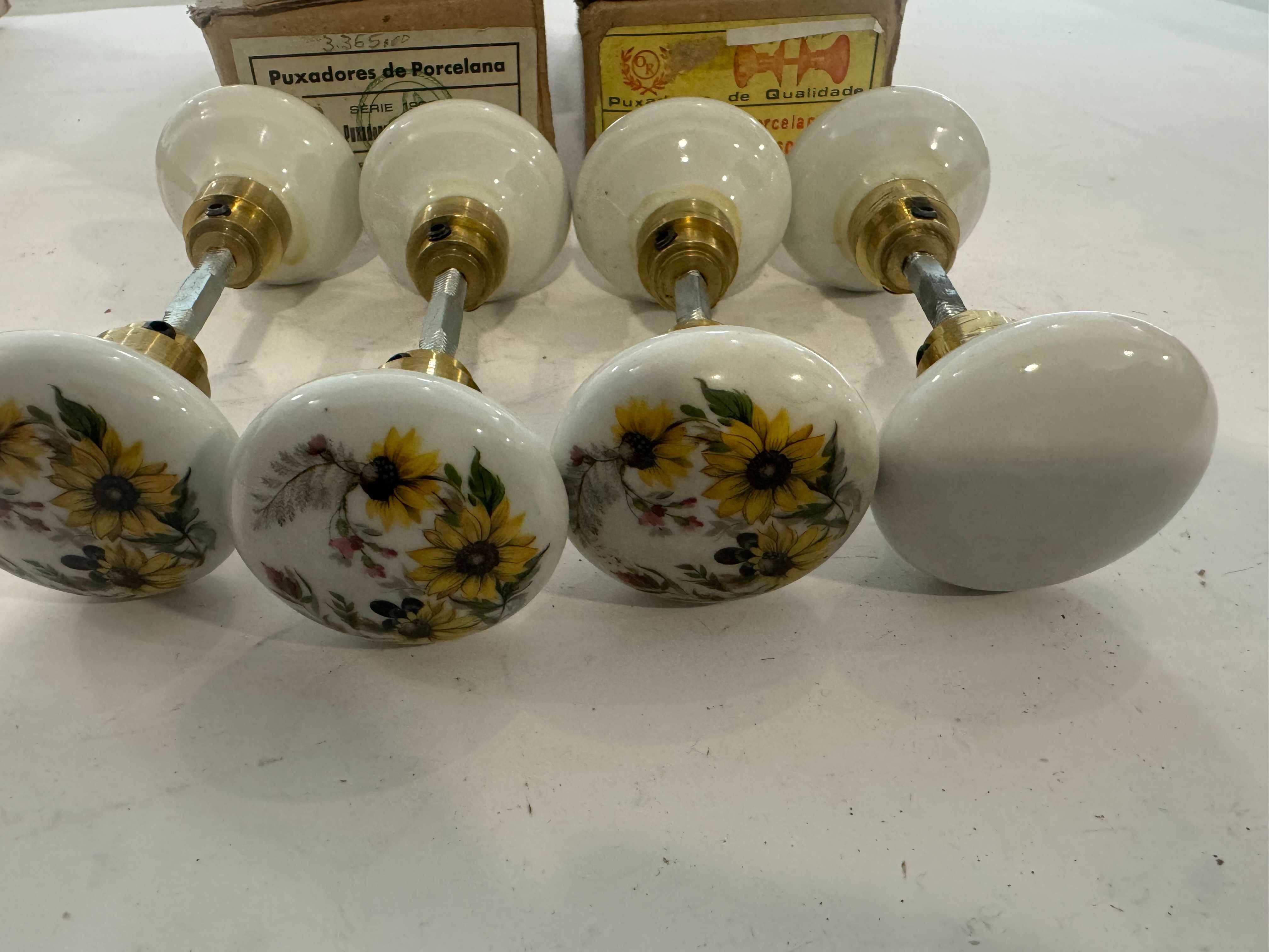 Par de Puxadores de porcelana antigos para portas